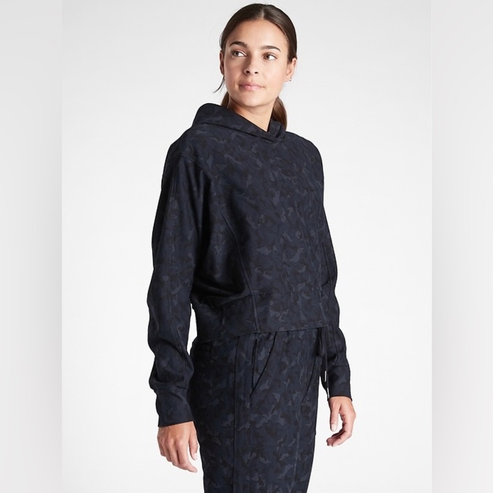 Athleta Farallon Printed Sweatshirt